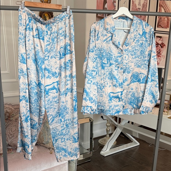 Women’s Blue & White Pajama Set – Size 10 US / 14 UK